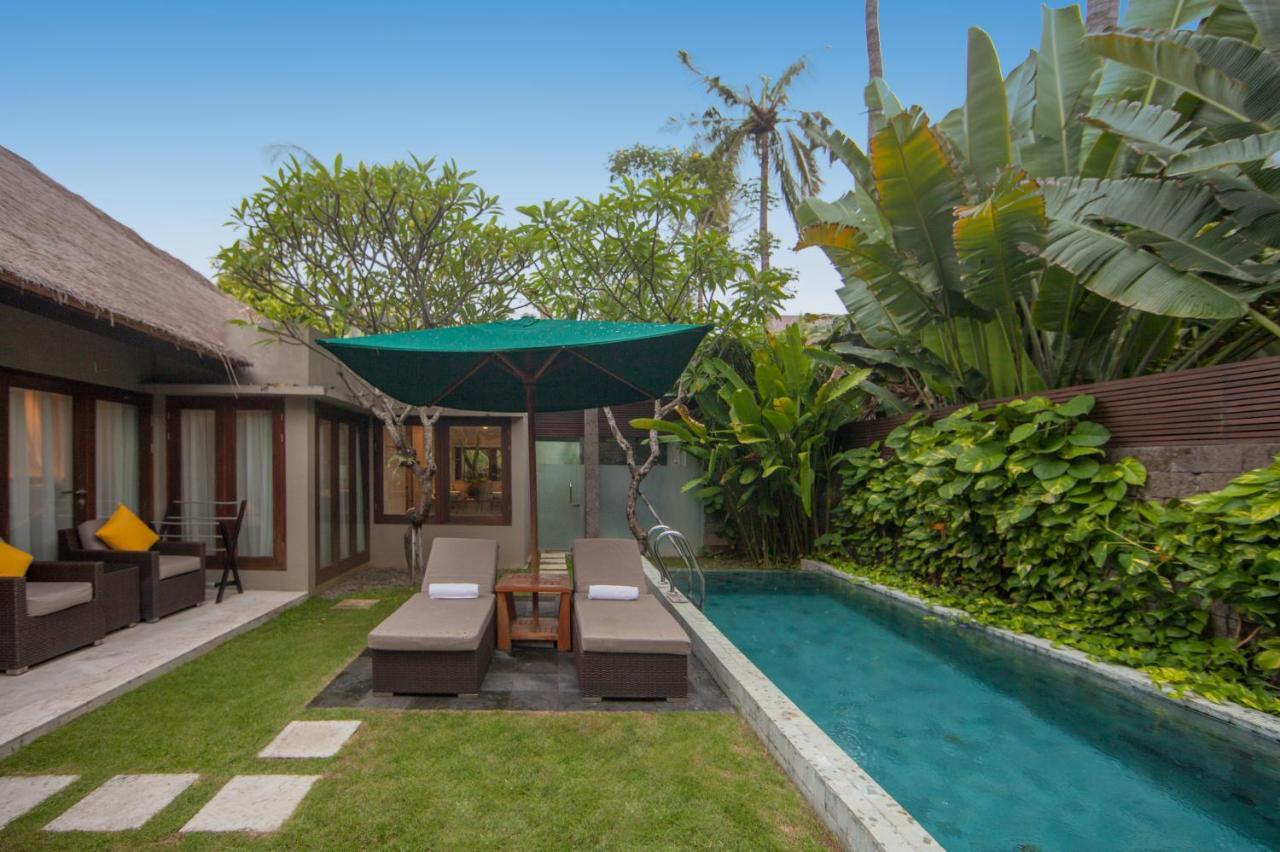 Legian Beach Villas Buitenkant foto